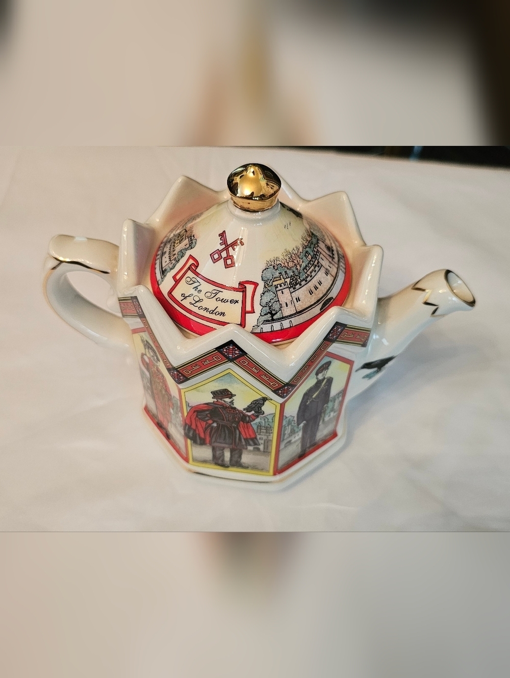Vintage 80s James Sadler Tower of London Teapot Personnel of the Tower
